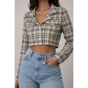 Like an Angel Tan Plaid Cropped Long Sleeve Button Up Shirt Jacket Womens Medium